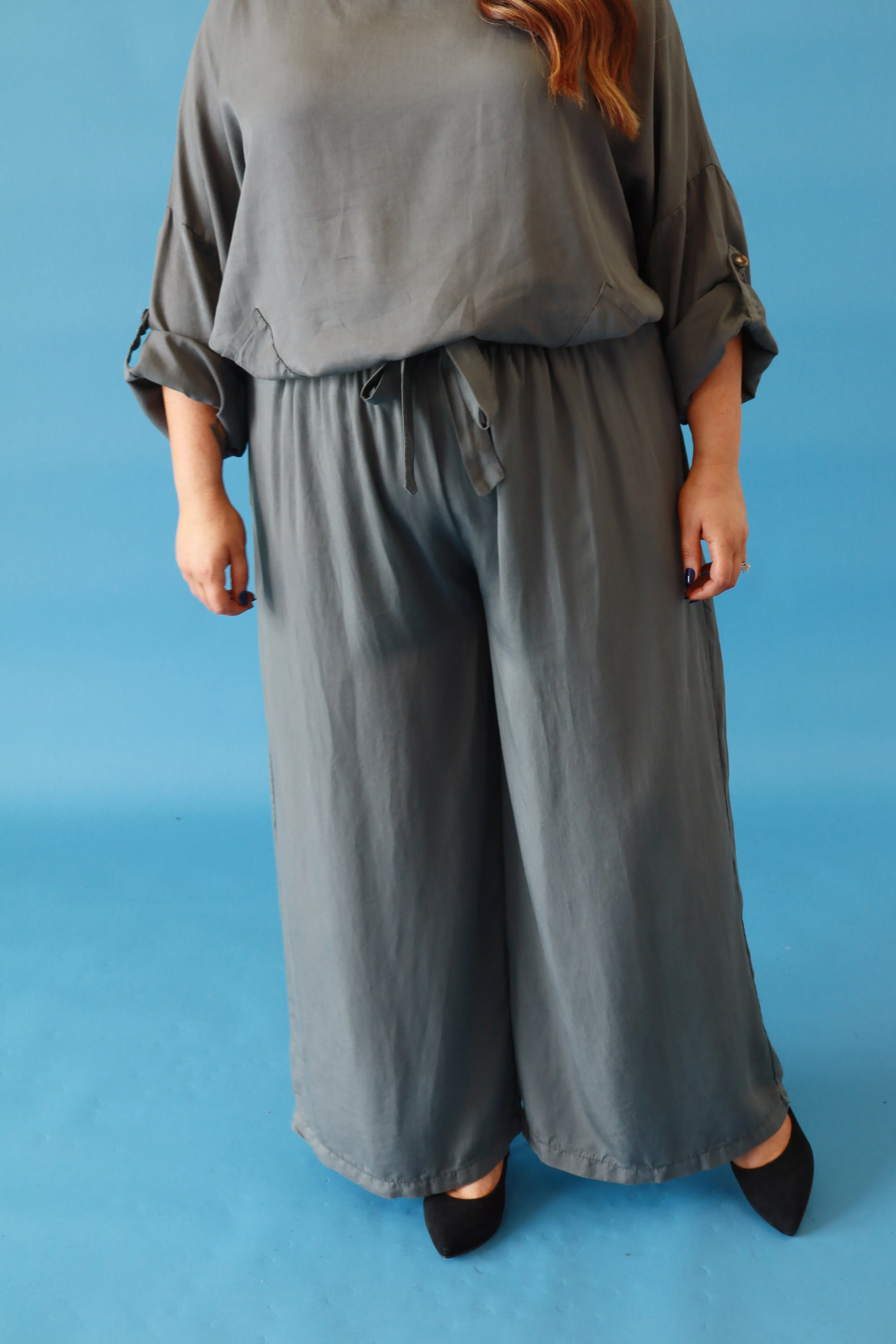 Andi Tencel Trousers in Grey