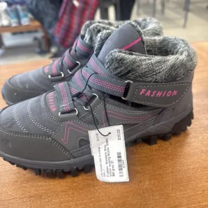 Fashion Women's Gray Hiking Boots: gray-women-37