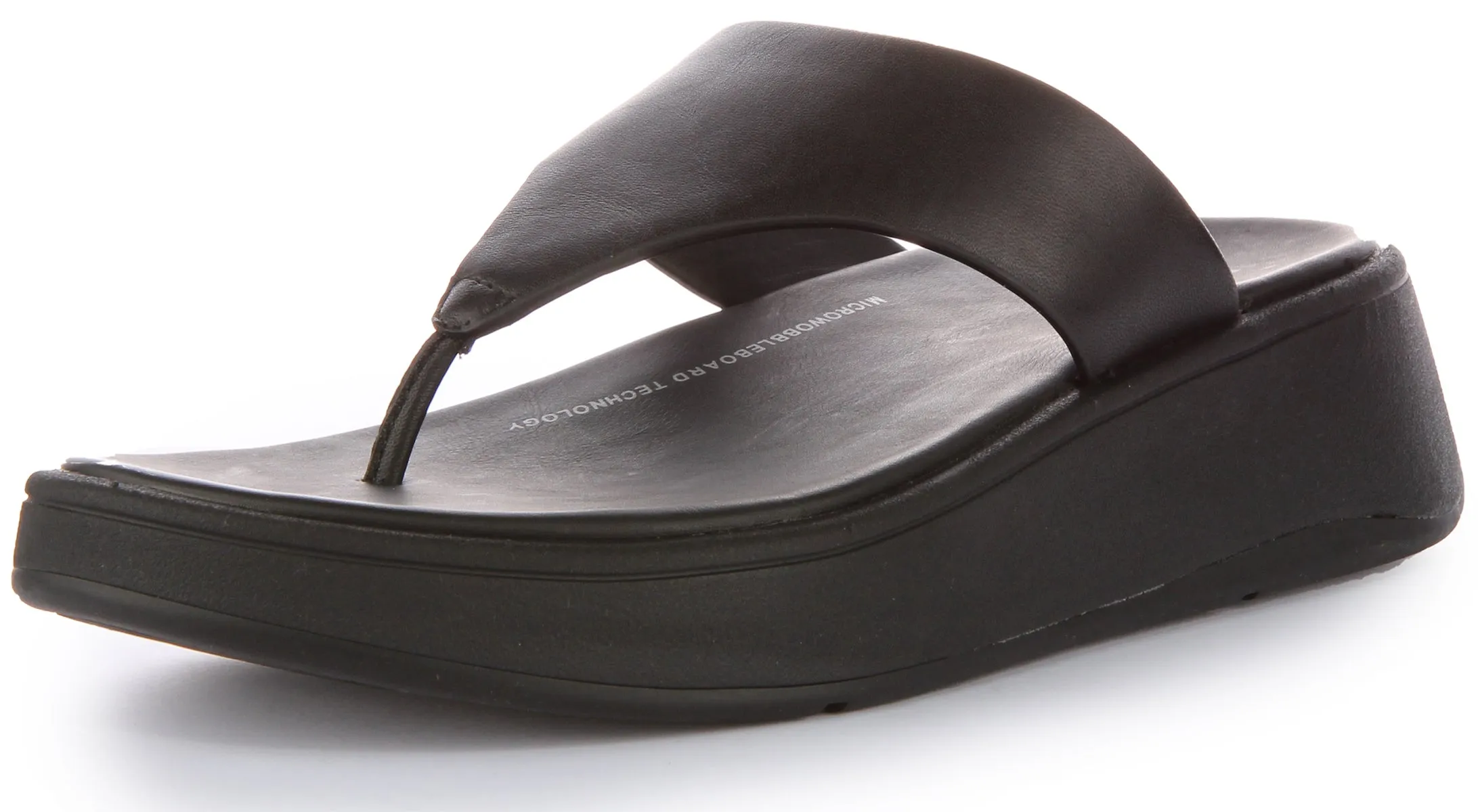 Fitflop Toe Post Platform In Black For Women