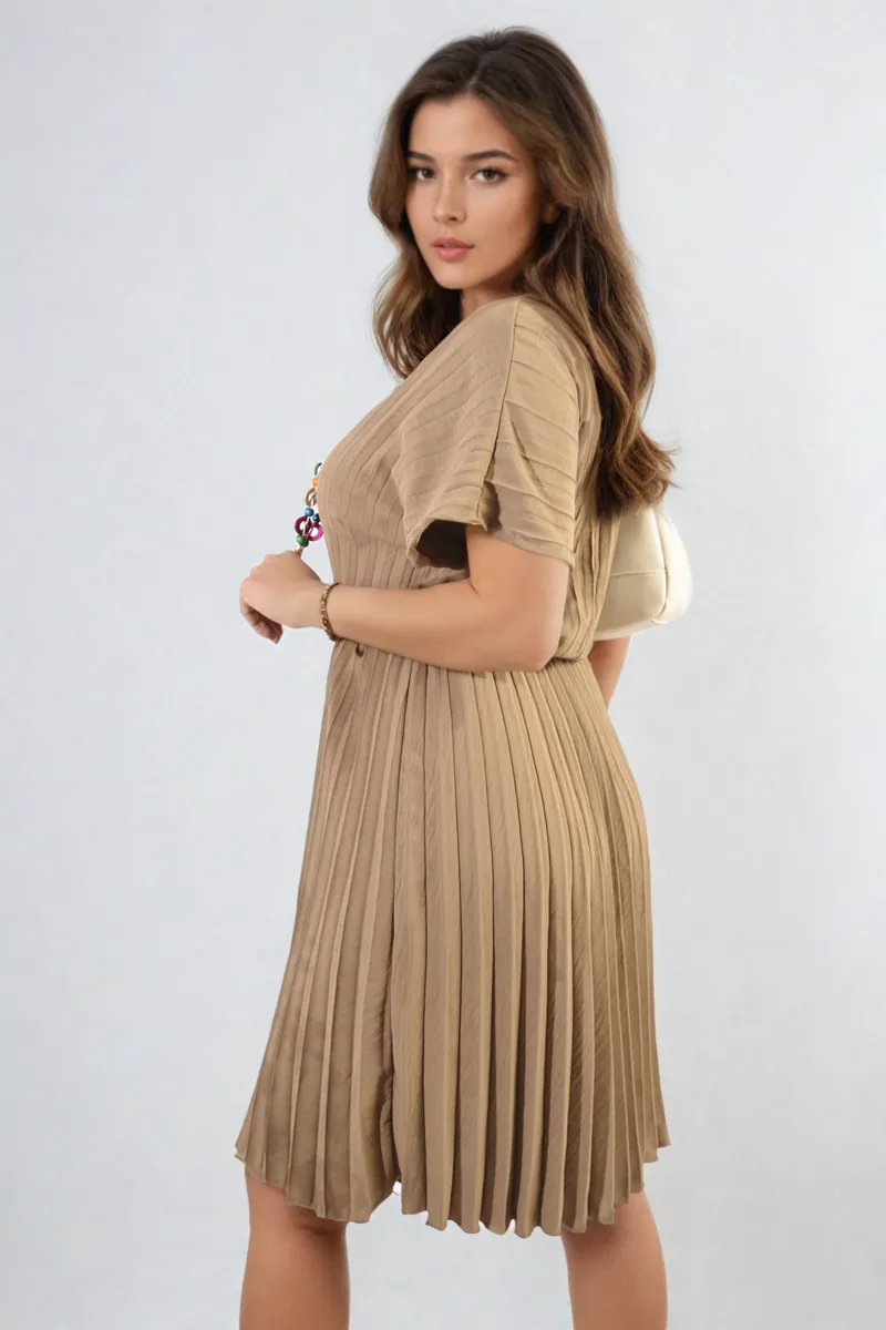 Short Sleeve Pleated Midi Dress