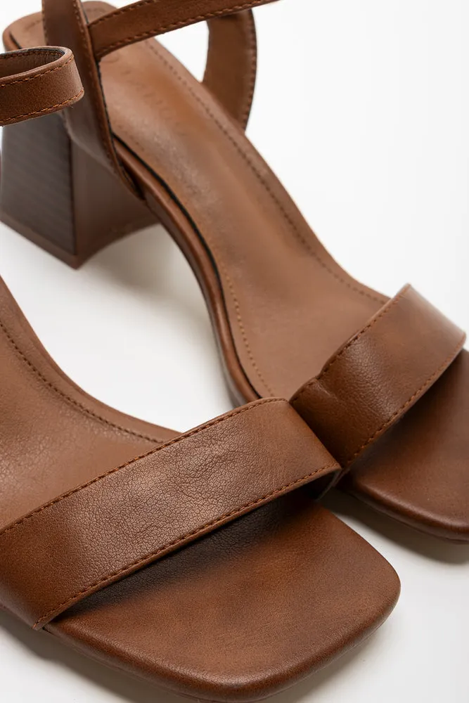 Square Toe Block Heel Brown